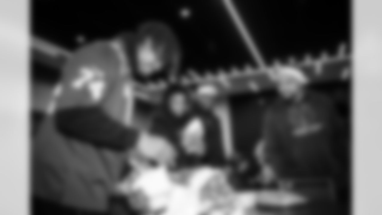 DE Durell Nchami #74, David Thornton Vice President of Team Engagement and Kalon Humphries Tony Dungy Diversity Coaching Fellow