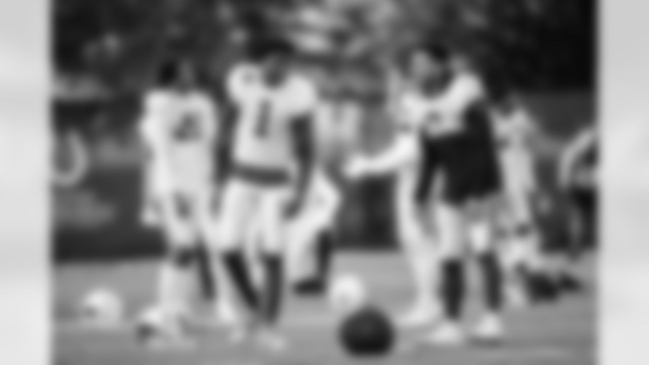 CB Sauce Gardner #1 and S Camryn Bynum #0