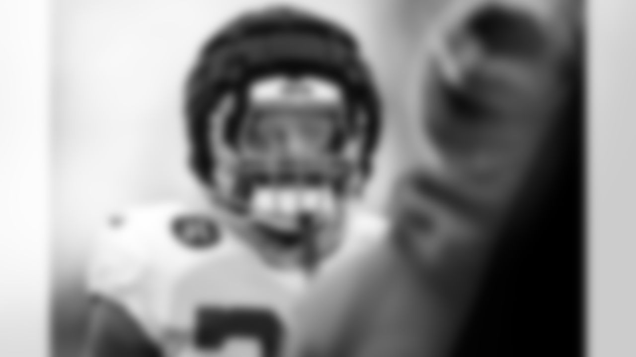 RB Jonathan Taylor #28