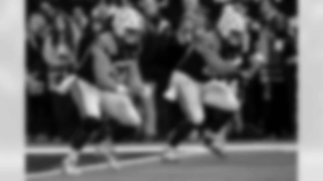 2025_1130_HOU_Pregame_0011