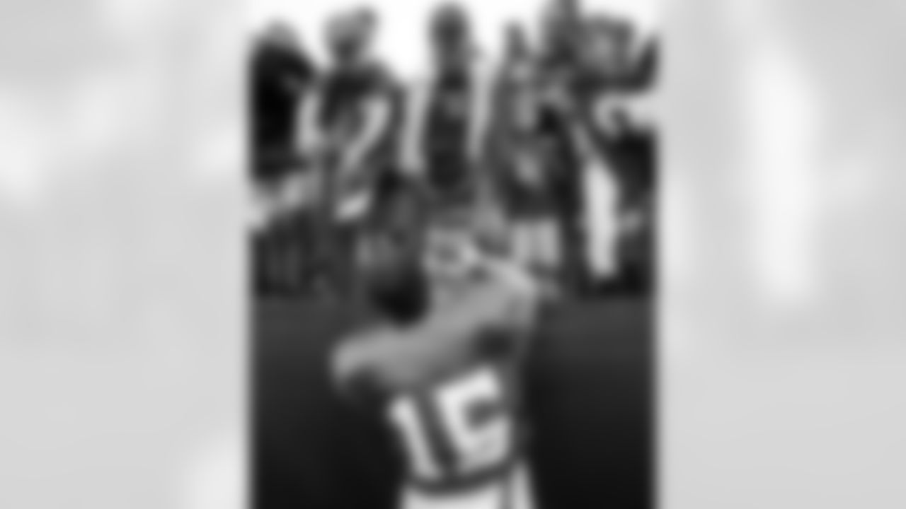 QB Riley Leonard #15