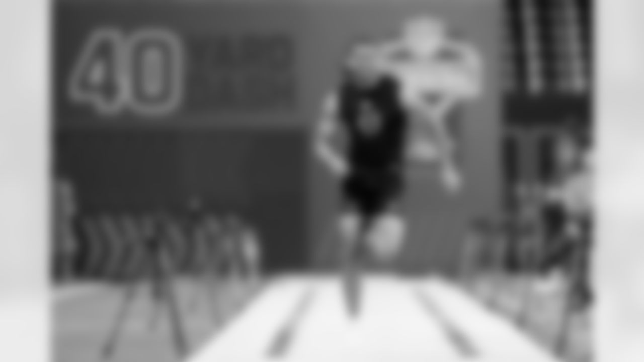 Arizona defensive back Treydan Stukes (49) runs the 40-yard dash during the 2026 NFL Scouting Combine on Friday, February 27, 2026 in Indianapolis, Indiana. (Lauren Leigh Bacho/NFL)