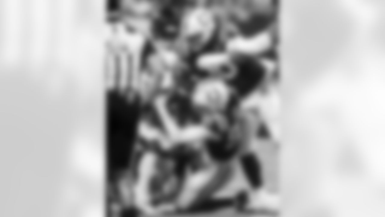 DT Grover Stewart #90 and DE Laiatu Latu #97