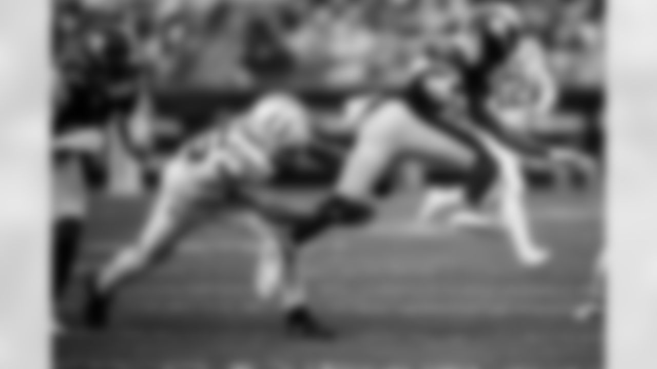 TE Drew Ogletree #85