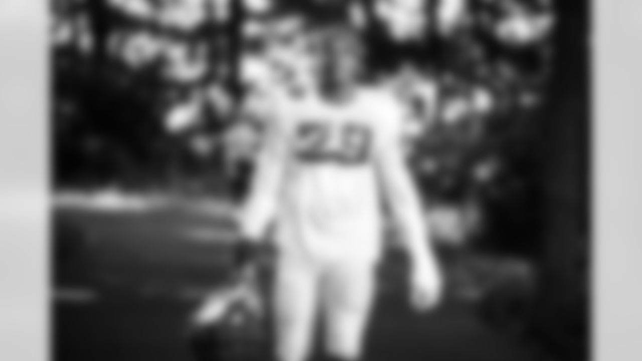DE Desmond Little #78