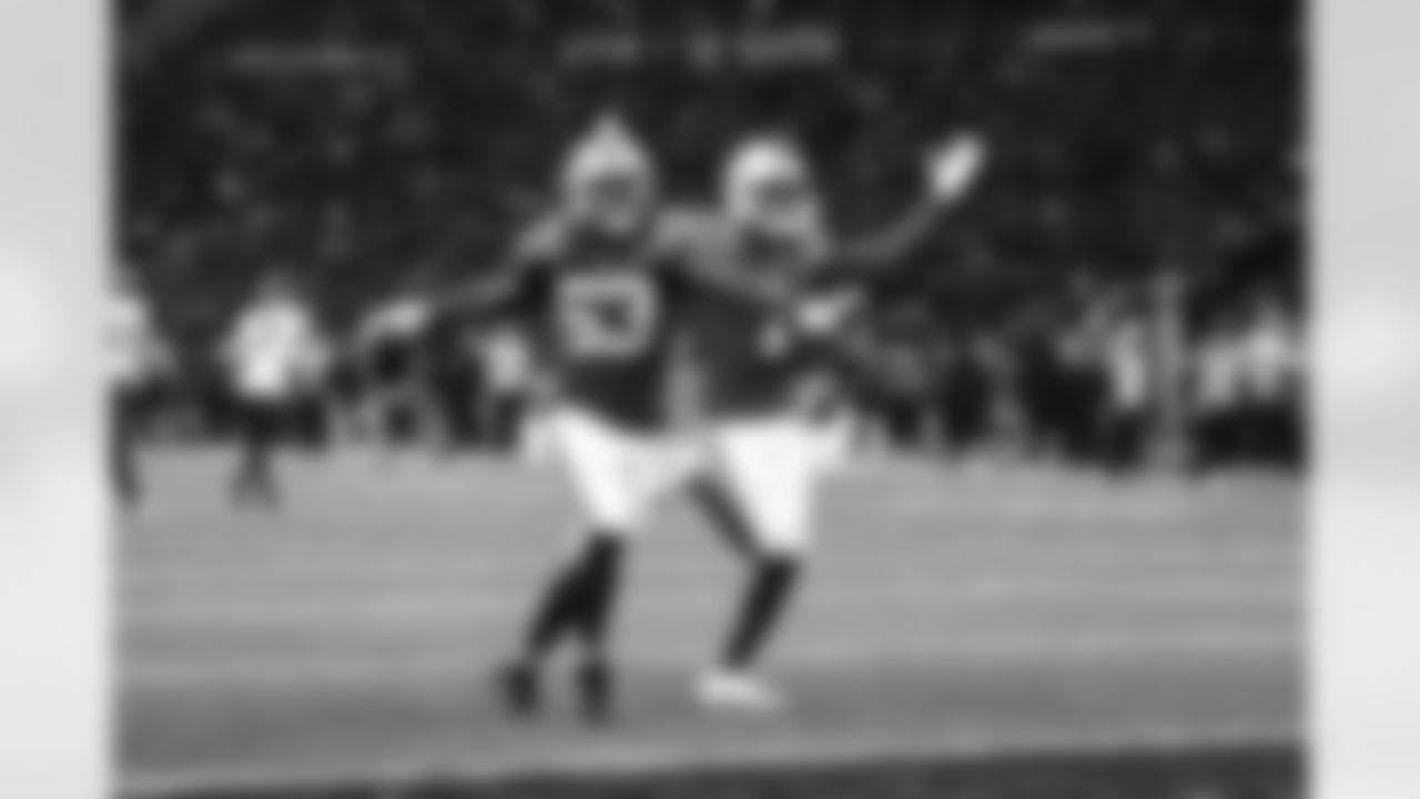 LB Germaine Pratt #53 and CB Sauce Gardner #1