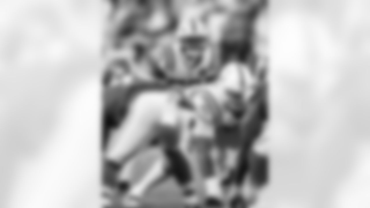 LB Germaine Pratt #53