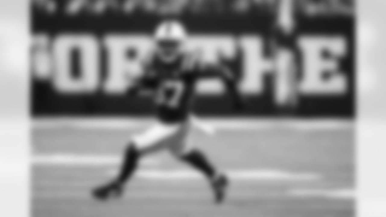 RB Ulysses Bentley IV #37