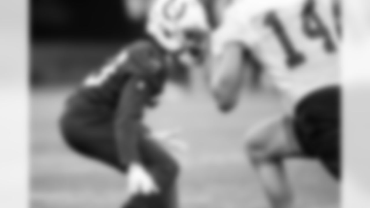 CB Kenny Moore II #23