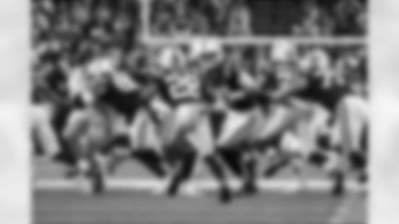 RB Jonathan Taylor #28 and QB Daniel Jones #17
