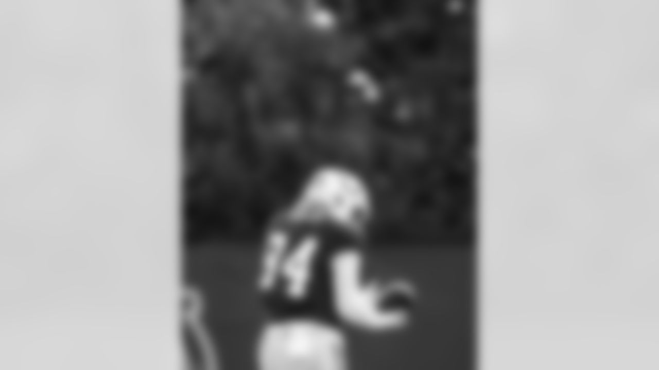 TE Tyler Warren #84
