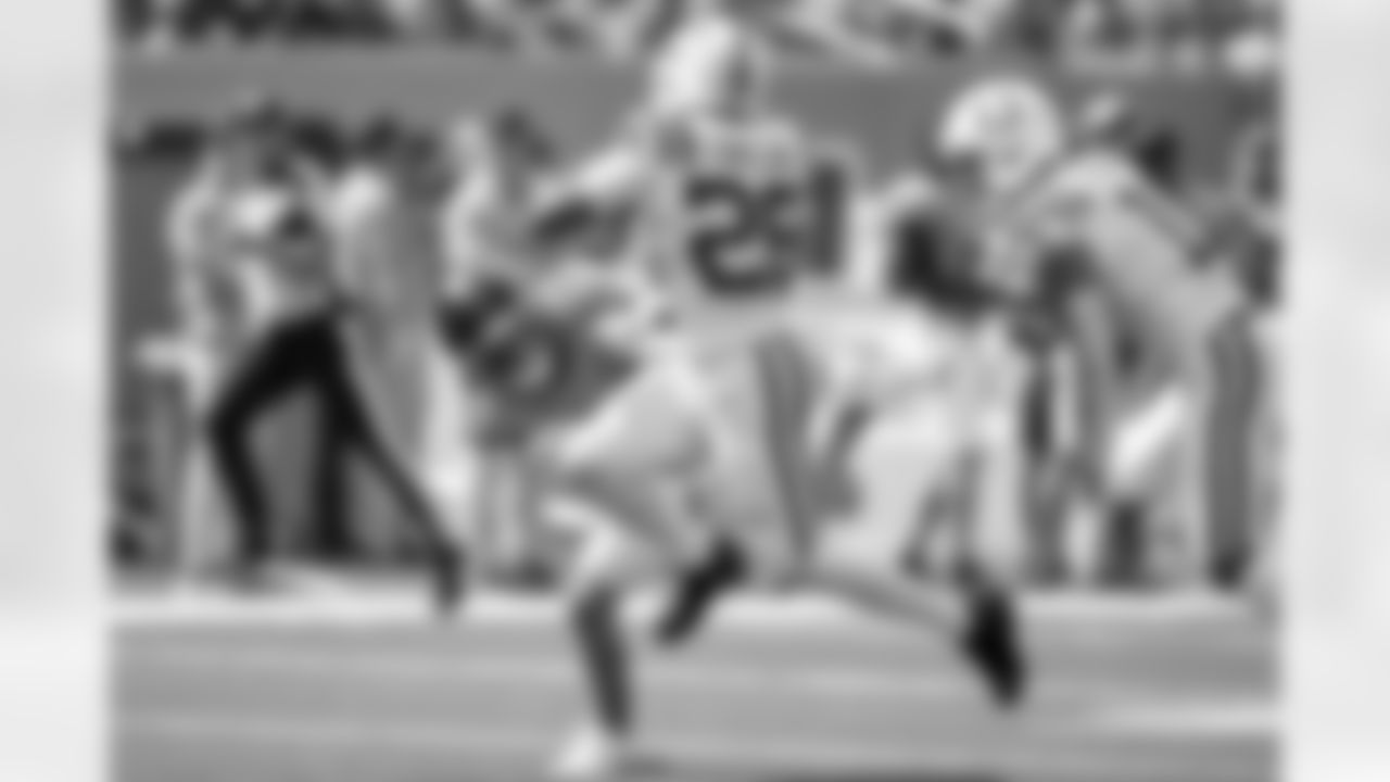 2025_0921_TEN_GamePhotos_0117