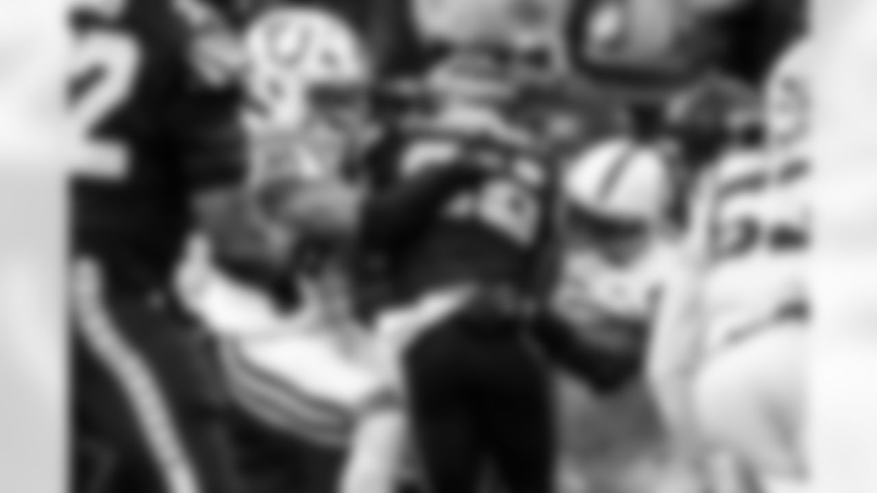 S Nick Cross #20 and DE Tyquan Lewis #94