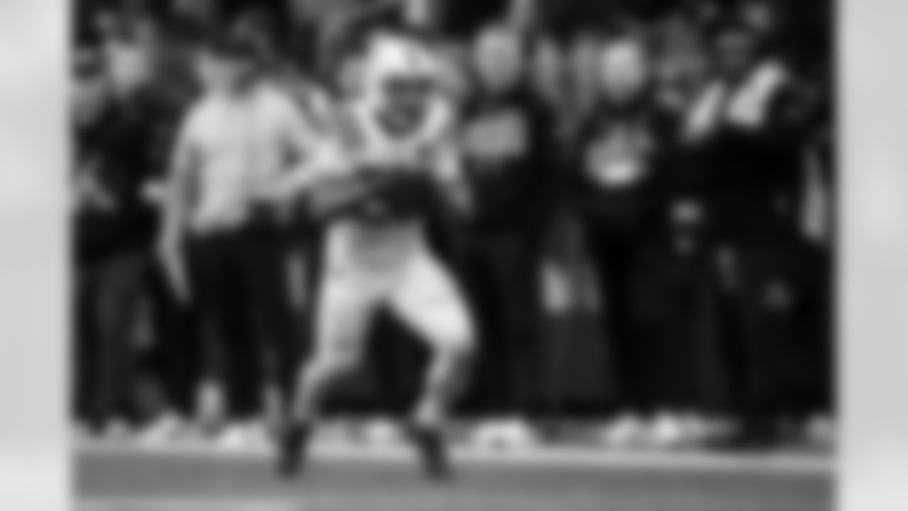 RB Jonathan Taylor #28