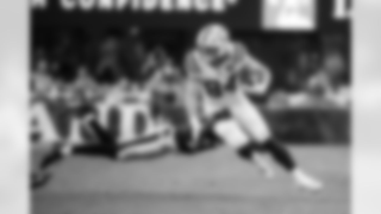 TE Tyler Warren #84