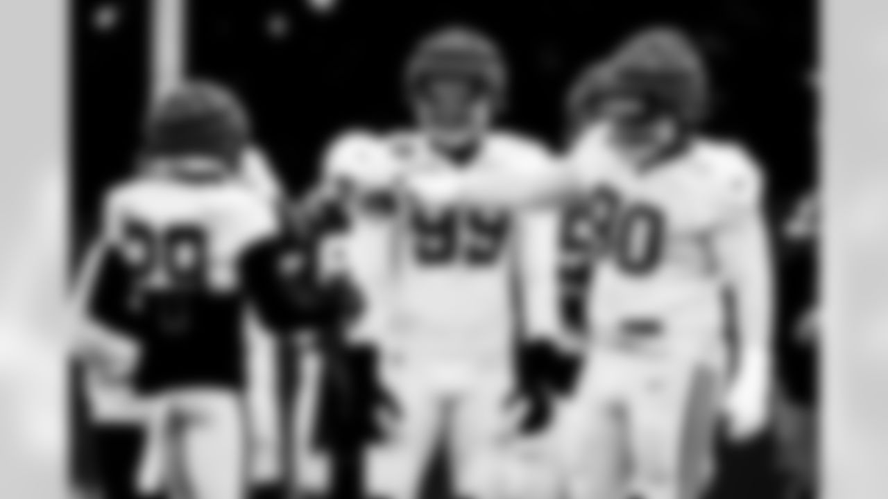 CB Mekhi Blackmon #29, DL DeForest Buckner #99 and DT Grover Stewart #90
