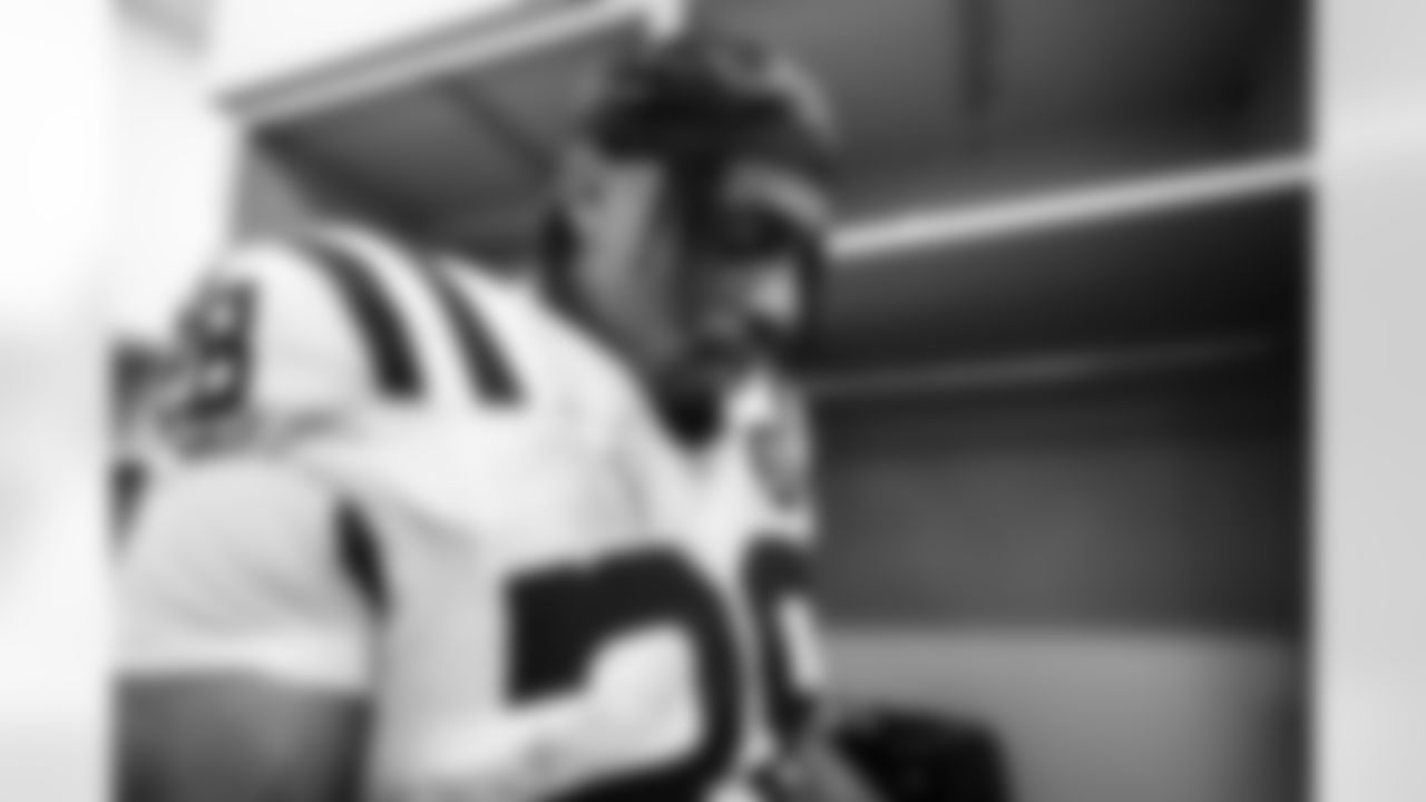 RB Jonathan Taylor #28