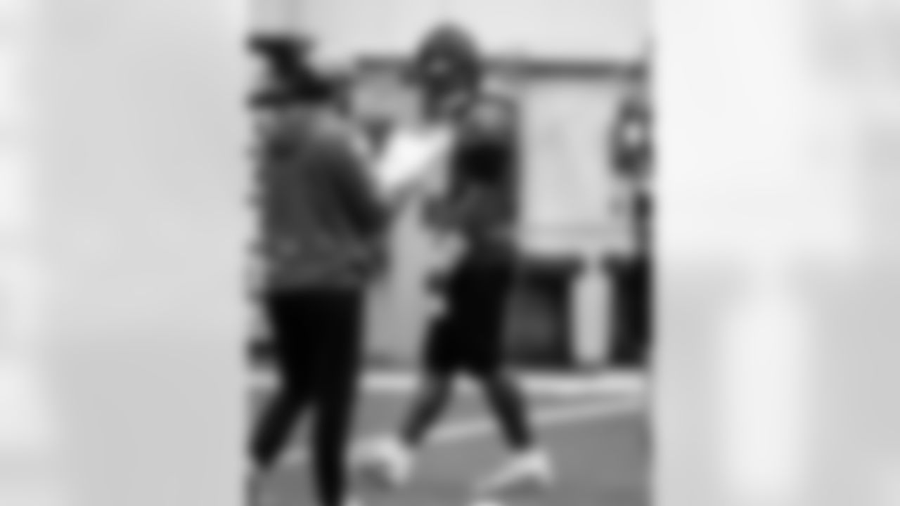 QB Anthony Richardson #5