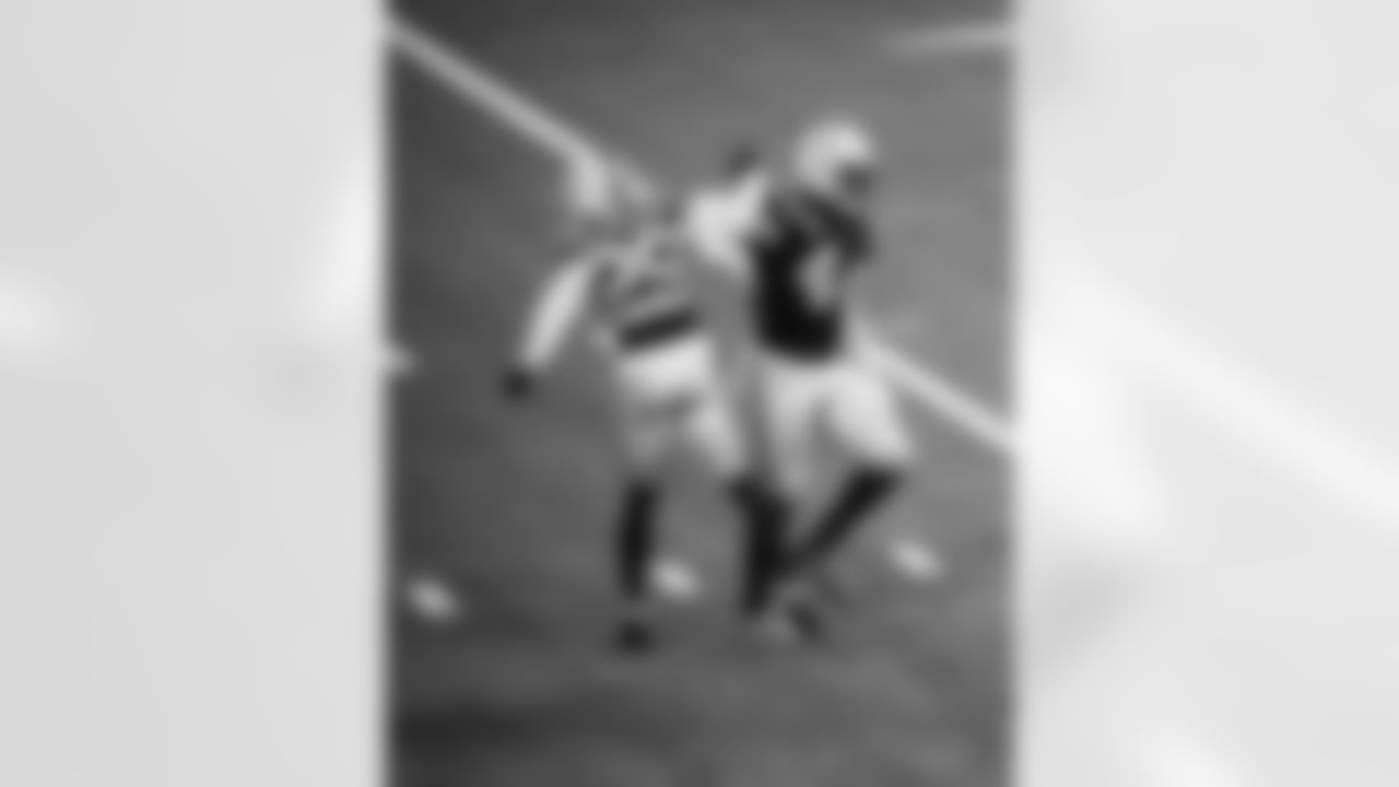 CB Mekhi Blackmon #29 and LB Zaire Franklin #44