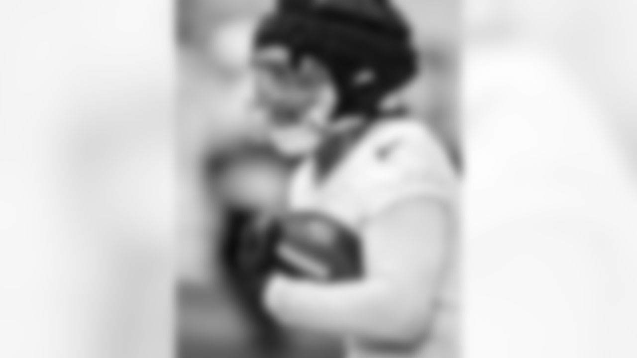 RB Jonathan Taylor #28