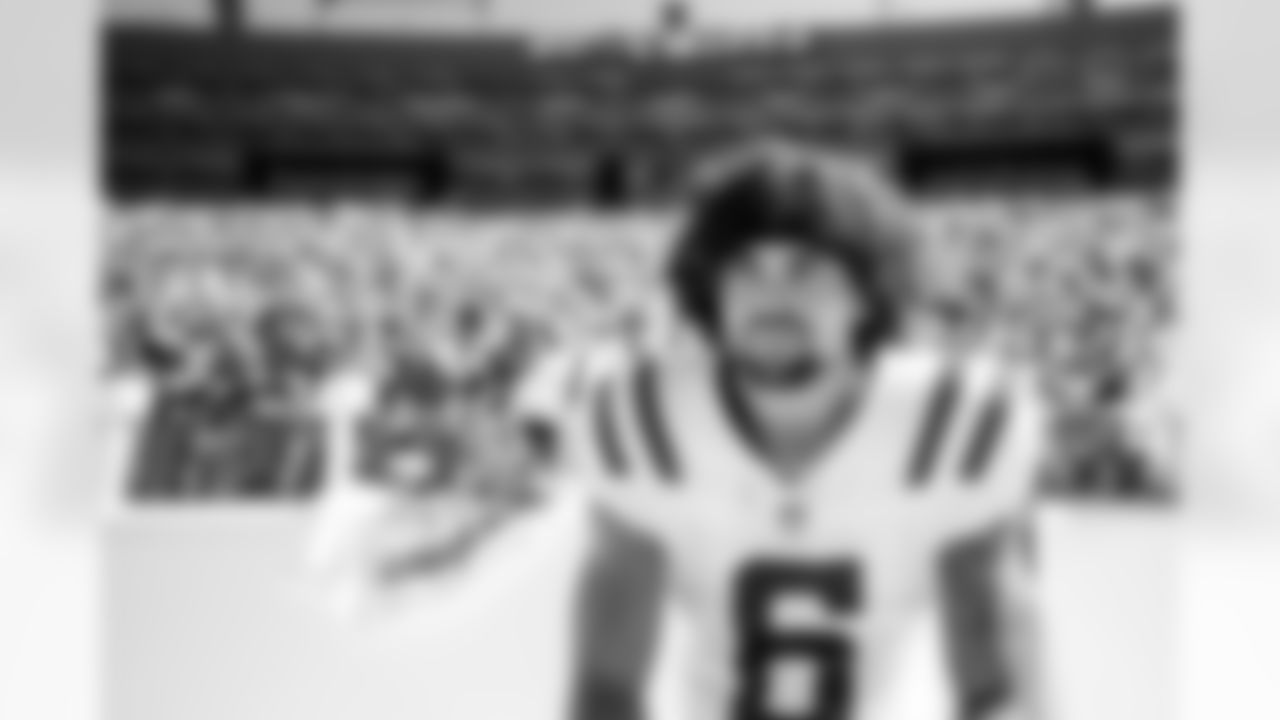 WR Anthony Gould #6