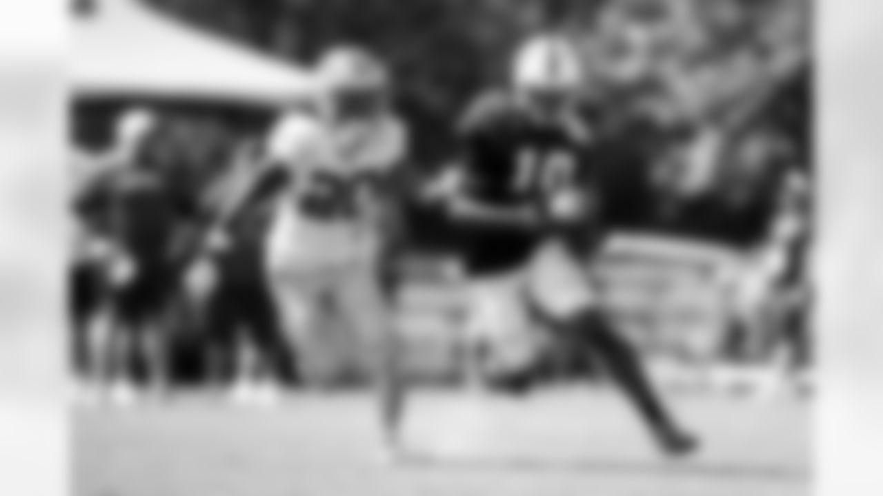 WR Adonai Mitchell #10