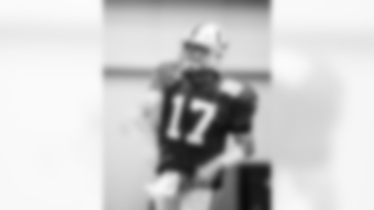 QB Philip Rivers #17