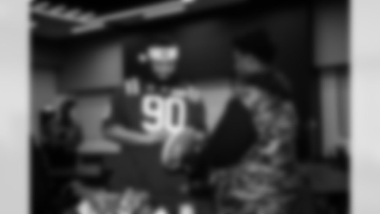 DT Grover Stewart #90