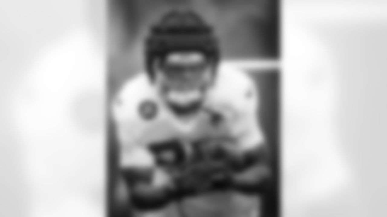 RB Jonathan Taylor #28