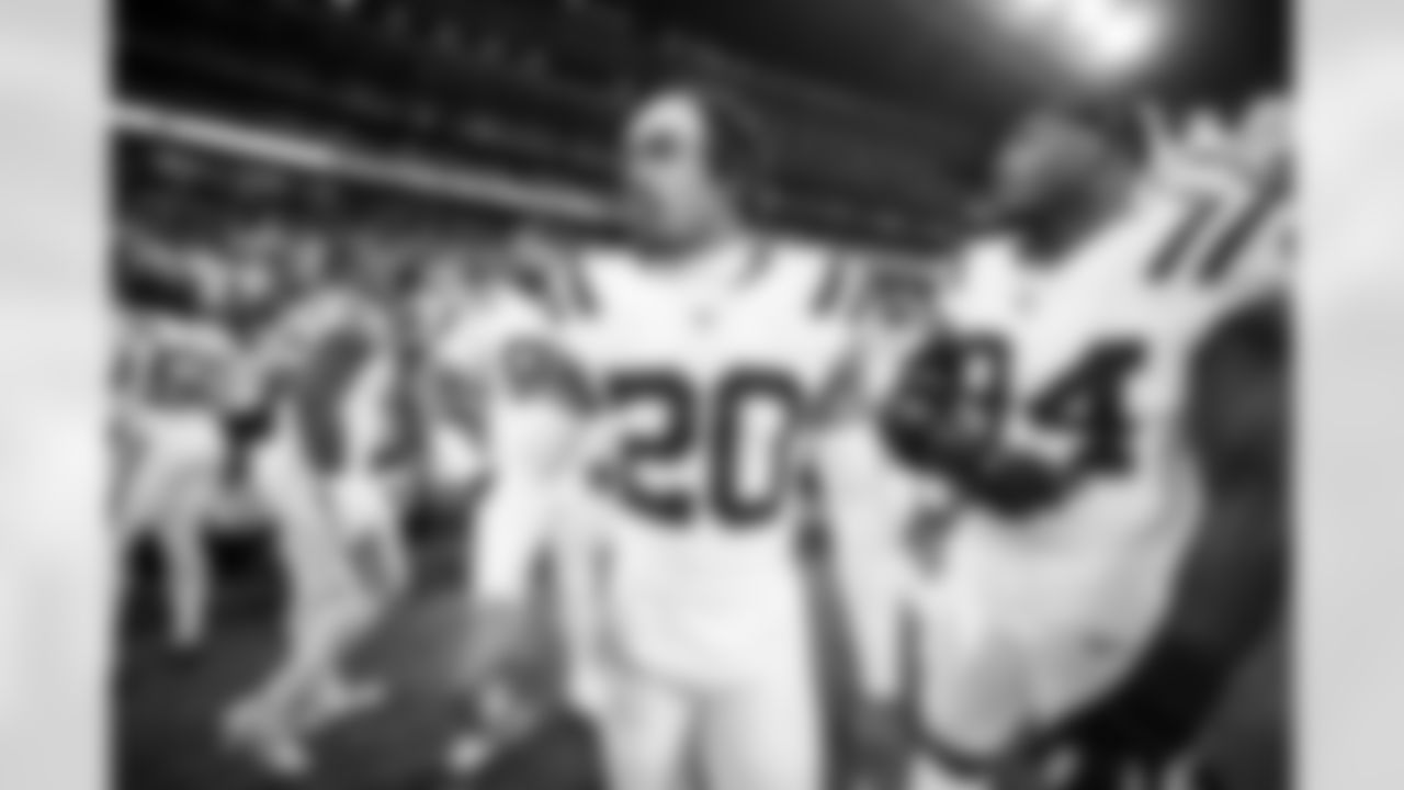 20 S Nick Cross, 94 DE Tyquan Lewis