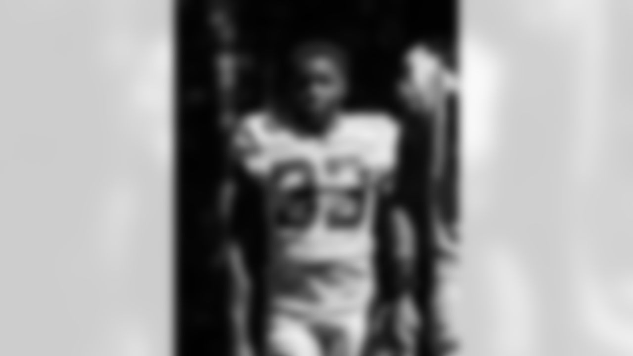 CB Samuel Womack III #33