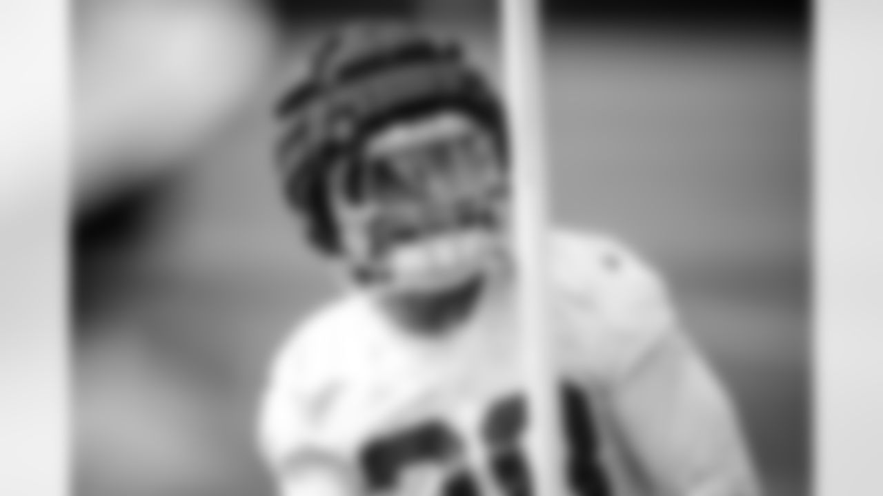 RB Jonathan Taylor #28