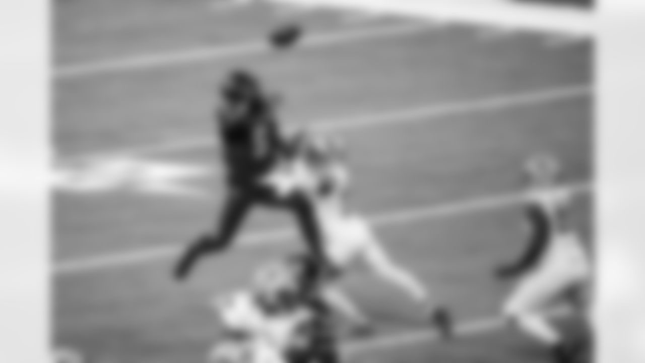 QB Anthony Richardson #5