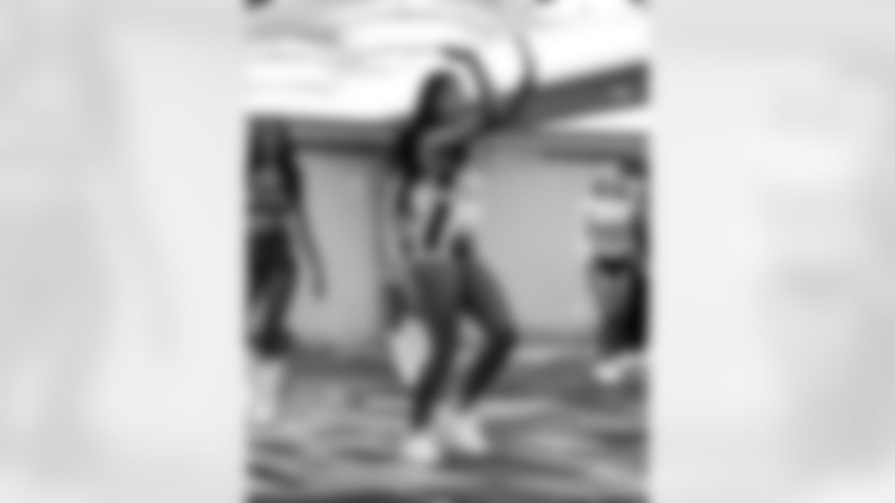 Colts Cheerleader - Cierra