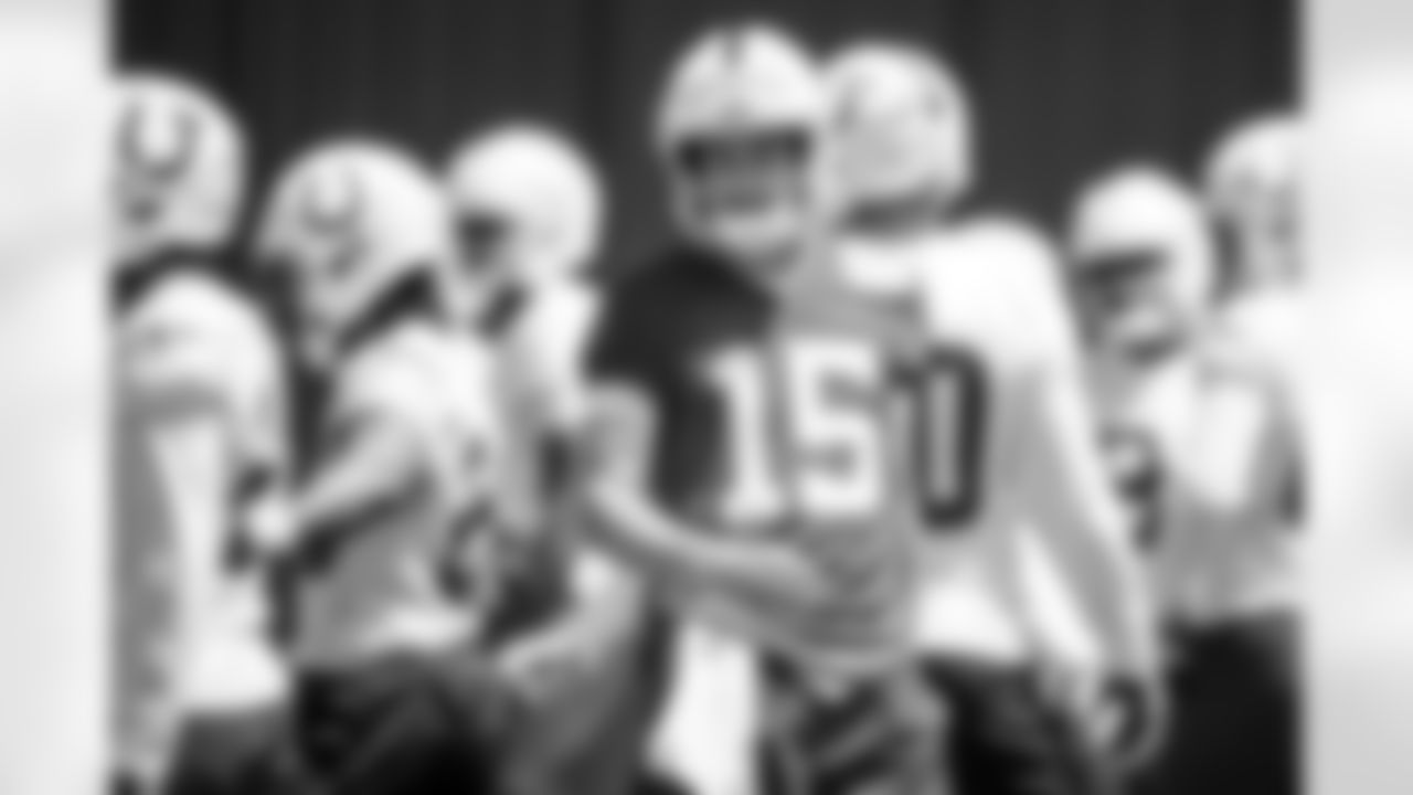 QBRiley Leonard#15