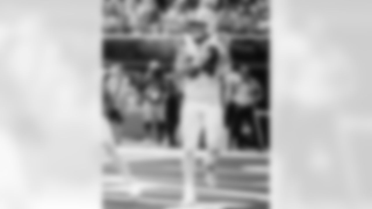 TE Tyler Warren #84