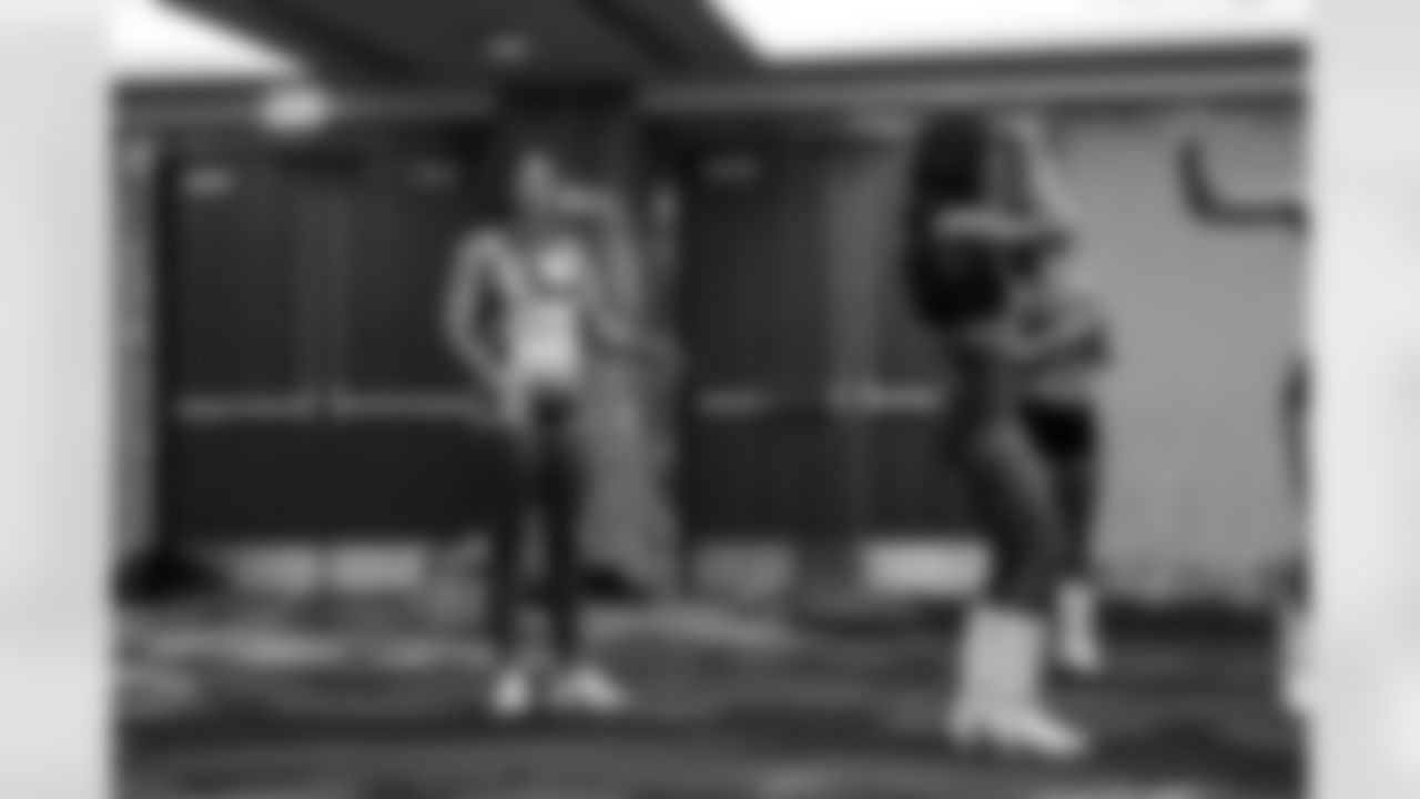 Colts Cheerleader - Cierra