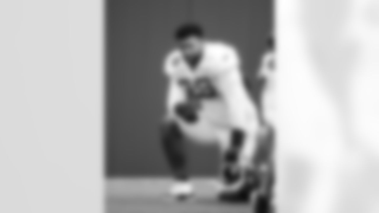 DT DeForest Buckner #99