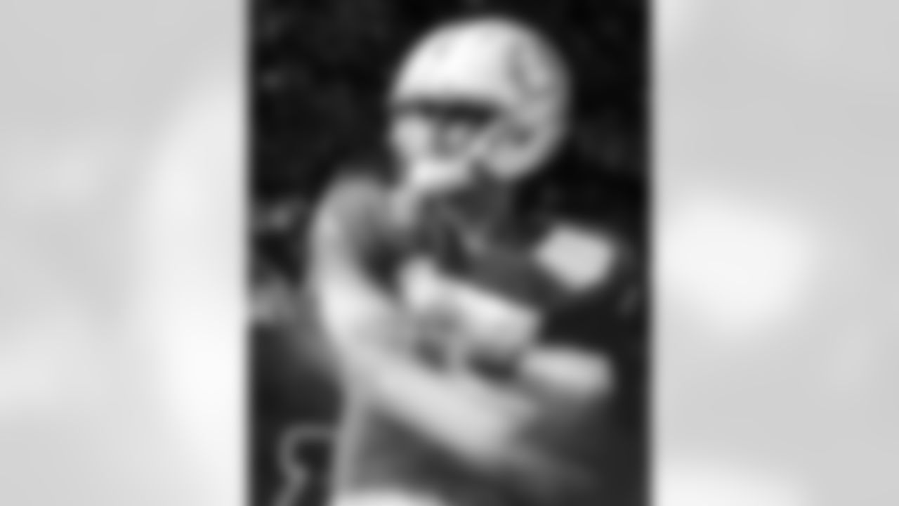 QB Daniel Jones #17