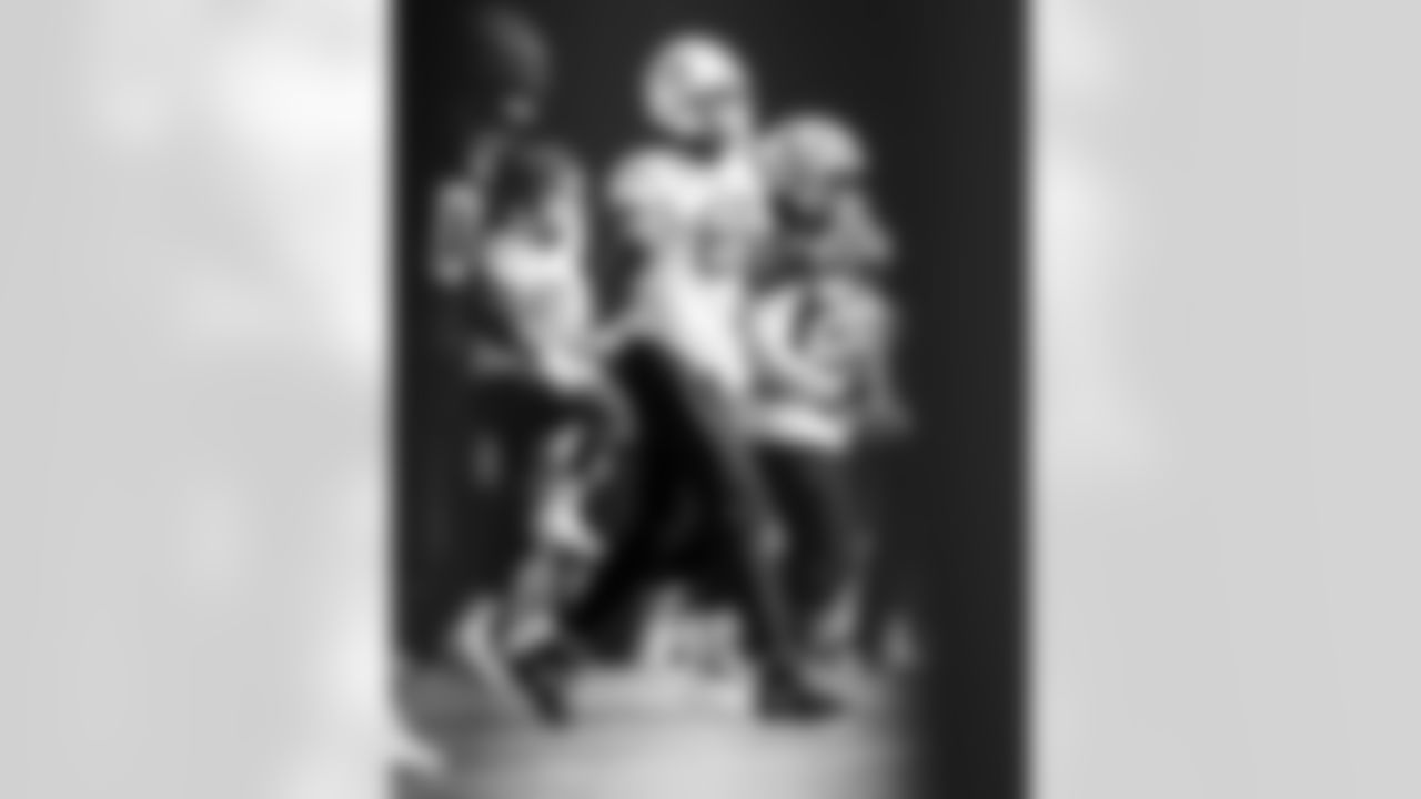 TE Drew Ogletree #85
