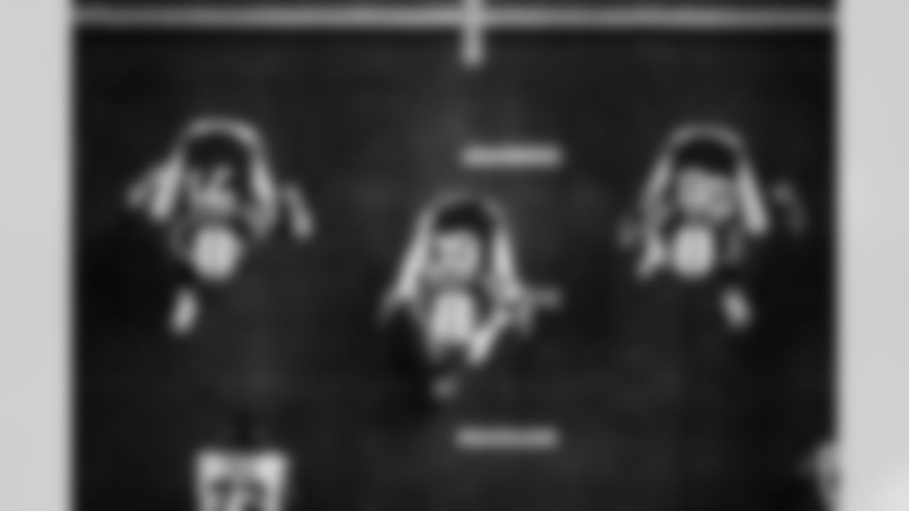 G Matt Goncalves #71, C Tanor Bortolini #60 and G Quenton Nelson #56