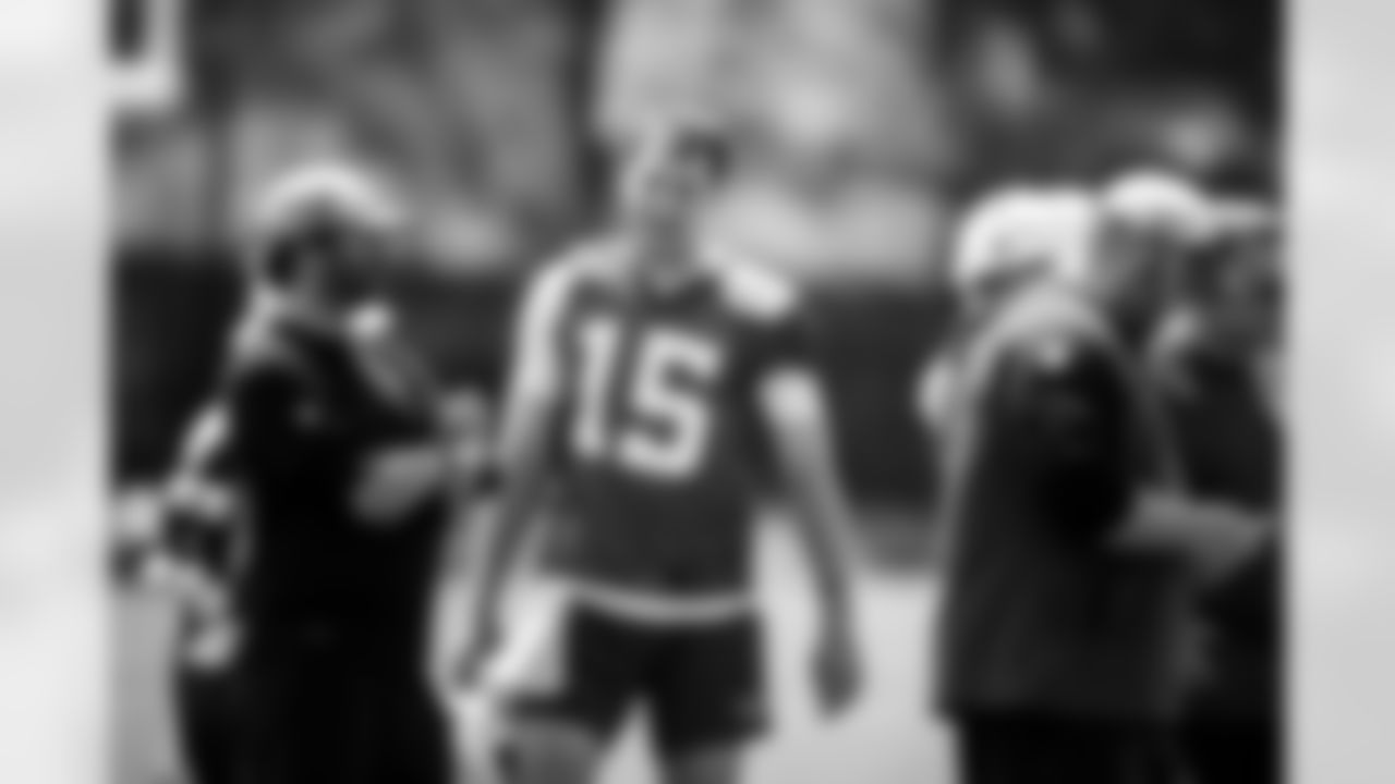 Alex Tanney Passing Game Coordinator and QBRiley Leonard#15