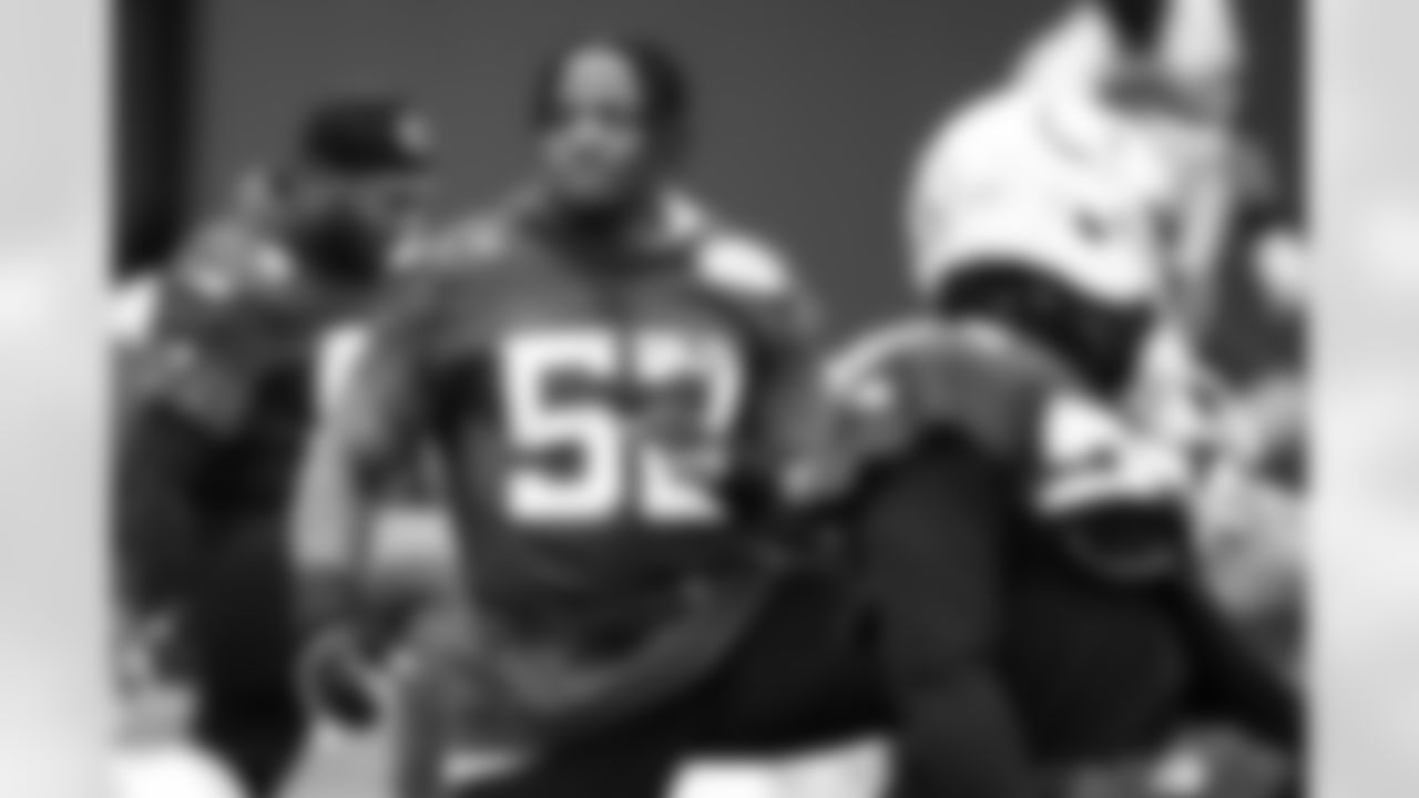 DE Samson Ebukam #52