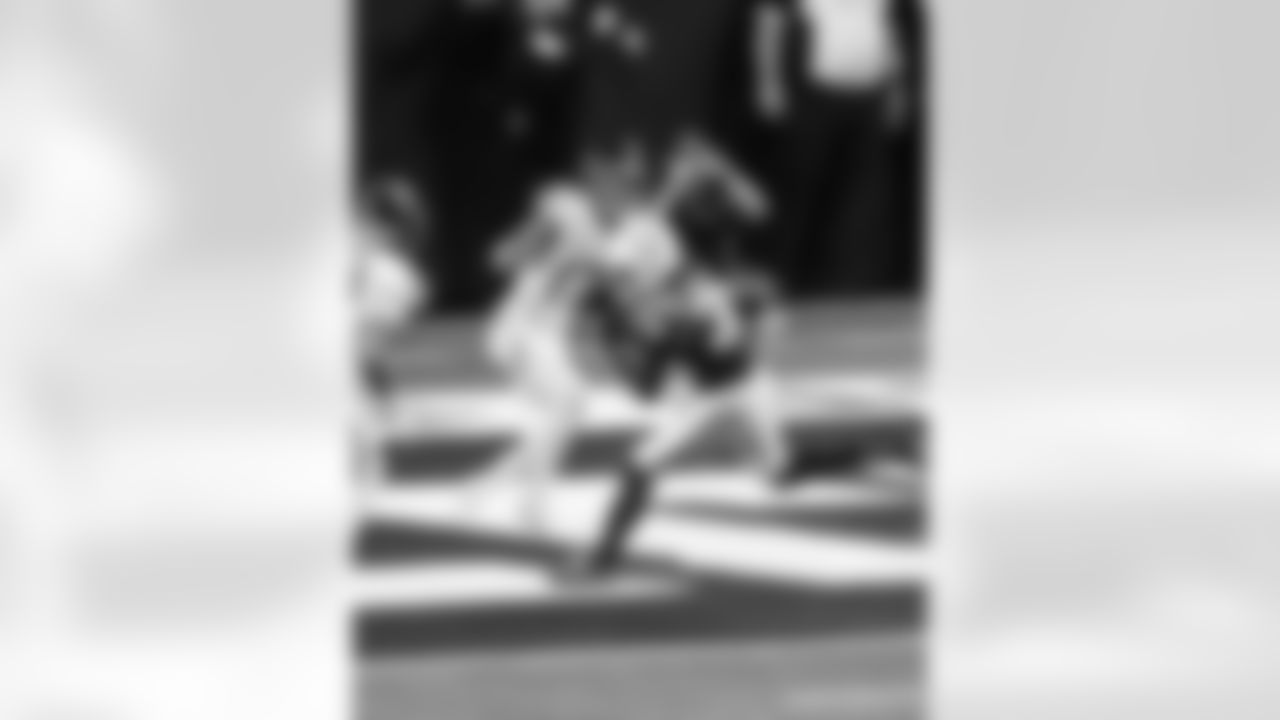 CB Chris Lammons #38