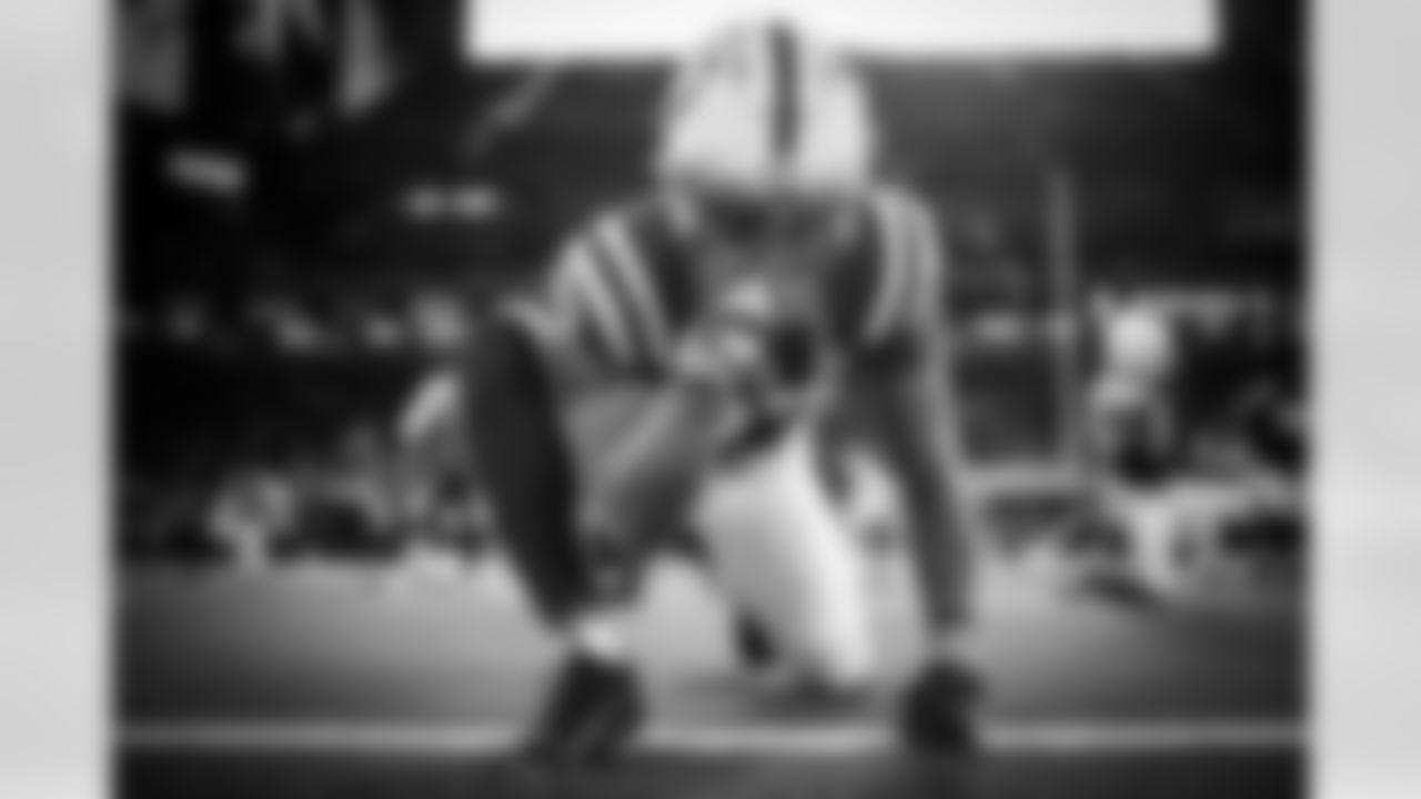 CB Kenny Moore II #23