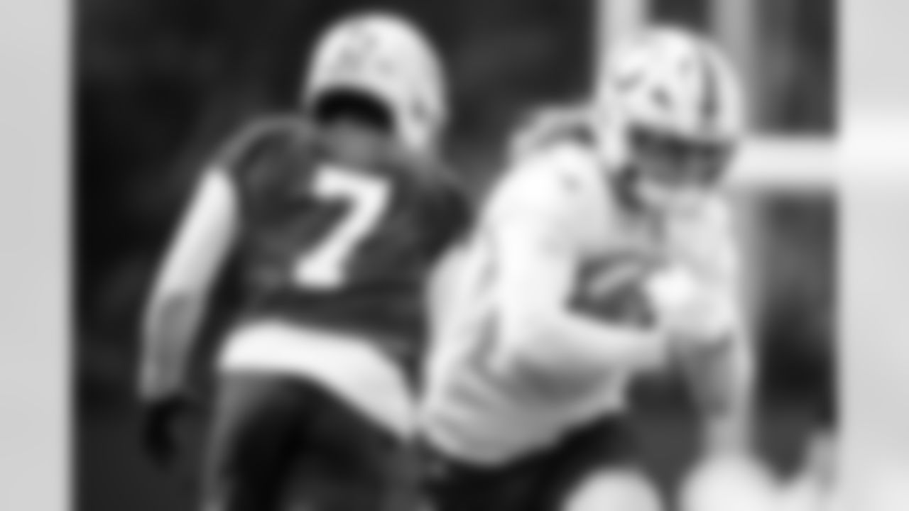 TE Tyler Warren #84