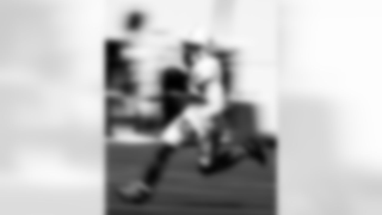 WR Anthony Gould #6