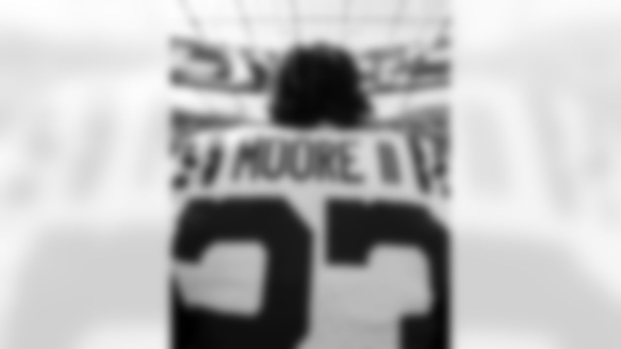 CB Kenny Moore II #23