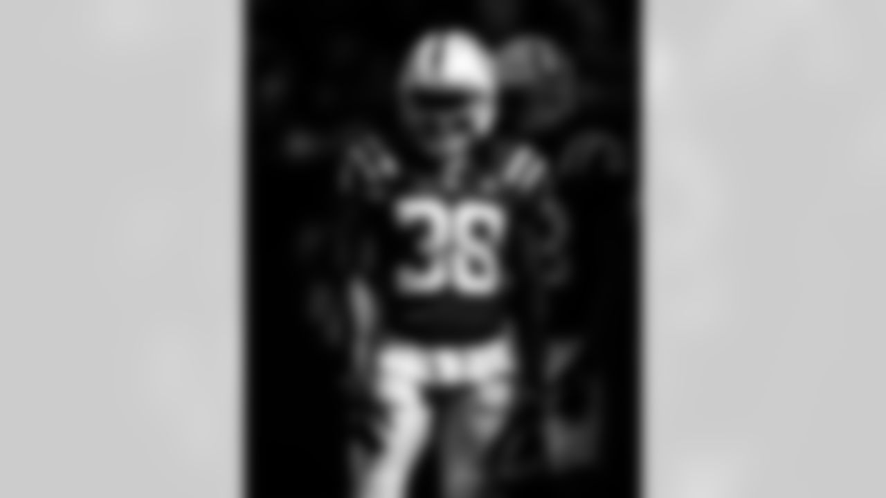 CB Chris Lammons #38