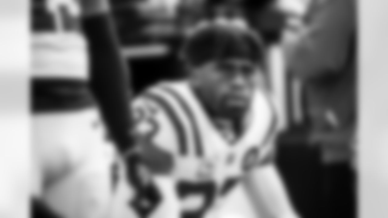 CB Kenny Moore II #23